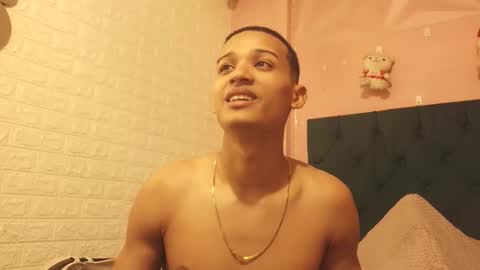 willytal2025 online show from 12-19-25, 02:18