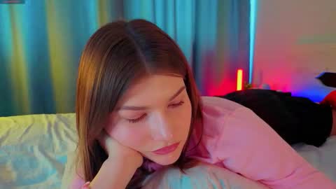 Snapshot of wilmajonson chatting on 02-20-26, 07:21 Vicki3 online show from 02-20-26, 07:21