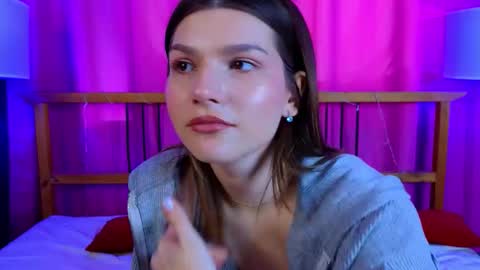 Snapshot of wilmajonson chatting on 03-18-26, 07:00 Vicki3 online show from 03-18-26, 07:00