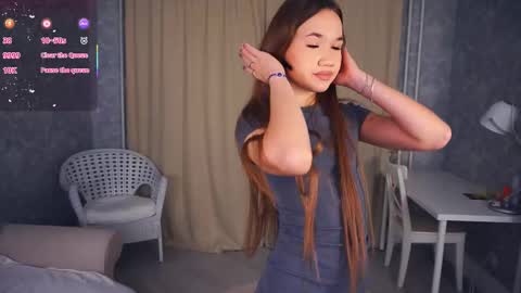 My name is Mia online show from 09-29-25, 05:51
