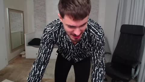 WilsonJules online show from 12-30-24, 01:58