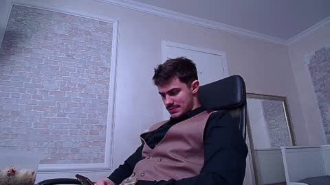 WilsonJules online show from 01-17-25, 05:30