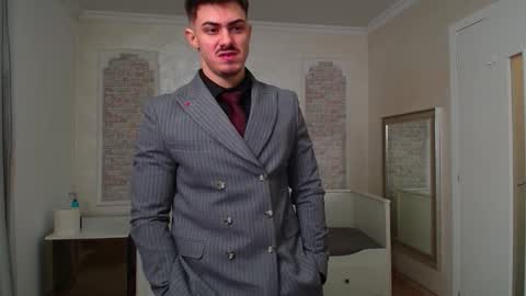 WilsonJules online show from 01-25-25, 07:49