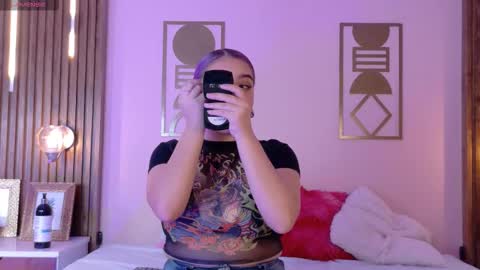 Winchester Hanna online show from 02-25-26, 04:55