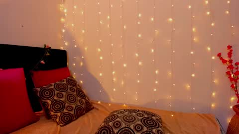 Snapshot of wini_fer chatting on 12-20-24, 03:42 Wini Fer online show from 12-20-24, 03:42