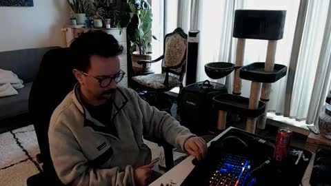 cream36 online show from 12-01-25, 09:58