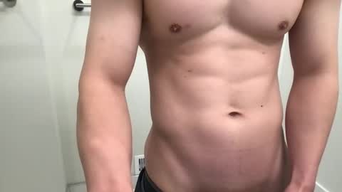 Snapshot of winsome_naked_gentleman chatting on 12-13-24, 02:21 WInsome online show from 12-13-24, 02:21