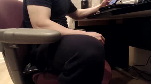 Snapshot of winsome_naked_gentleman chatting on 02-05-25, 12:53 WInsome online show from 02-05-25, 12:53