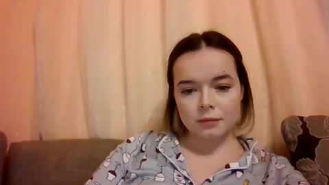 Snapshot of winter__white_rose chatting on 12-02-24, 08:11 Emma online show from 12-02-24, 08:11