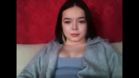 Snapshot of winter__white_rose chatting on 01-04-25, 12:27 Emma online show from 01-04-25, 12:27