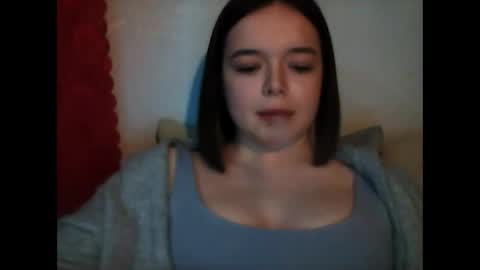 Snapshot of winter__white_rose chatting on 01-04-25, 03:28 Emma online show from 01-04-25, 03:28