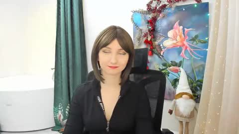 Amber online show from 12-21-24, 03:58