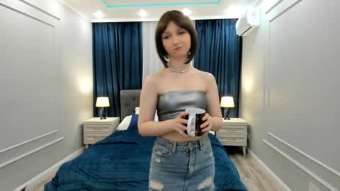 Amber online show from 01-19-25, 10:39