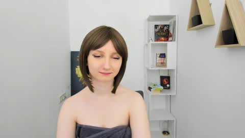 Amber online show from 01-22-25, 03:29