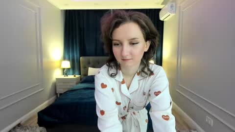Amber online show from 02-08-25, 02:38