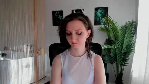 Amber online show from 02-17-25, 06:31