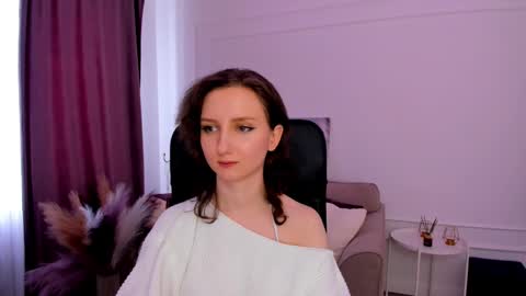Amber online show from 02-18-25, 09:32