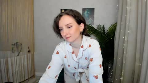 Amber online show from 03-06-25, 01:16