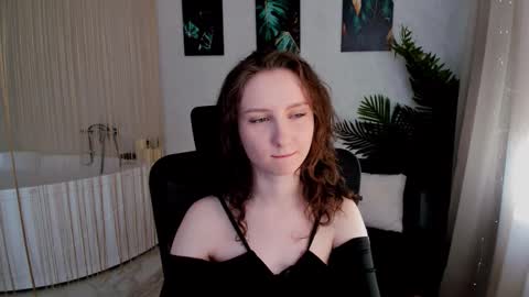 Amber online show from 10-01-25, 03:56