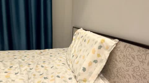 Snapshot of winterluchini chatting on 11-27-25, 03:14 Amina online show from 11-27-25, 03:14