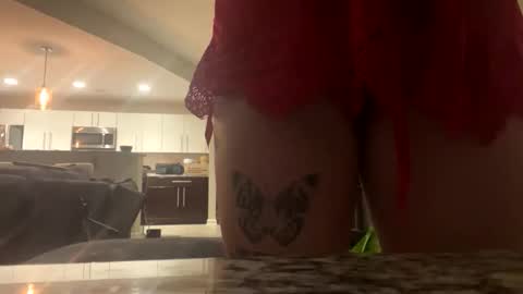 Winter rayne online show from 11-21-25, 03:38