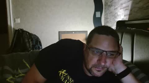 Snapshot of wirzwei8883 chatting on 09-11-25, 07:47 Dirty online show from 09-11-25, 07:47