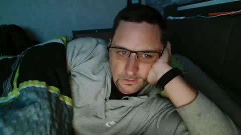 Snapshot of wirzwei8883 chatting on 10-13-25, 04:07 Dirty online show from 10-13-25, 04:07