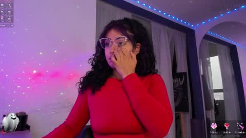 Snapshot of witchofhearts chatting on 03-07-25, 10:54 Luna Violeta A r t i s t online show from 03-07-25, 10:54