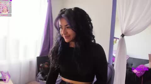 Snapshot of witchofhearts chatting on 09-14-25, 12:59 Luna Violeta A r t i s t online show from 09-14-25, 12:59