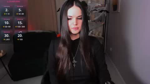 Snapshot of witchwitchblade chatting on 10-26-25, 02:34 the ketty online show from 10-26-25, 02:34