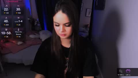 Snapshot of witchwitchblade chatting on 11-19-25, 02:39 the ketty online show from 11-19-25, 02:39