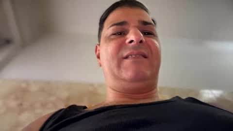 Snapshot of witebull83 chatting on 12-13-24, 09:57 Witebull online show from 12-13-24, 09:57