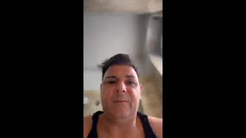 Snapshot of witebull83 chatting on 12-15-24, 10:50 Witebull online show from 12-15-24, 10:50