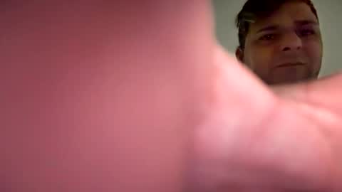 Snapshot of witebull83 chatting on 02-01-26, 08:35 Witebull online show from 02-01-26, 08:35