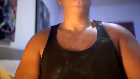 Snapshot of witebull83 chatting on 02-08-26, 05:05 Witebull online show from 02-08-26, 05:05