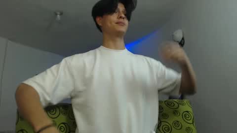 Snapshot of with_ken chatting on 02-07-25, 02:58 Ken online show from 02-07-25, 02:58
