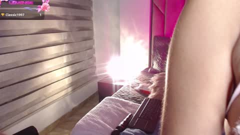 Andrea  online show from 01-11-25, 06:35