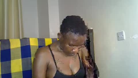 girlie o online show from 03-12-25, 06:07