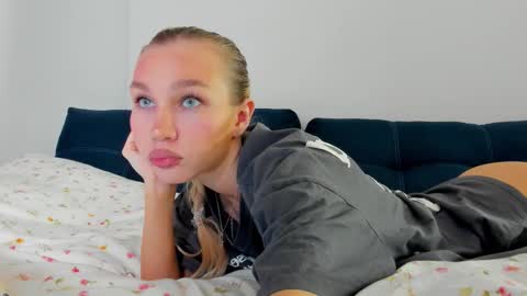 wladilia online show from 11-25-25, 09:26