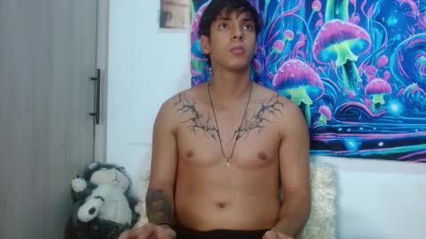 wolf_light online show from 01-12-26, 12:05