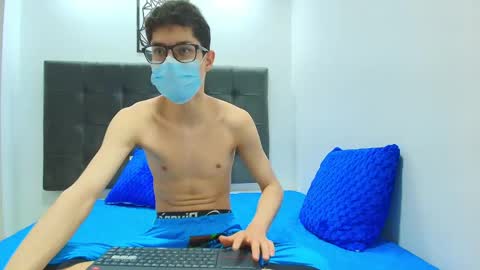  W O L F  online show from 01-22-25, 02:35