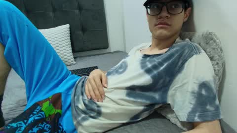  W O L F  online show from 03-04-25, 10:57