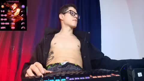  W O L F  online show from 02-14-26, 12:02