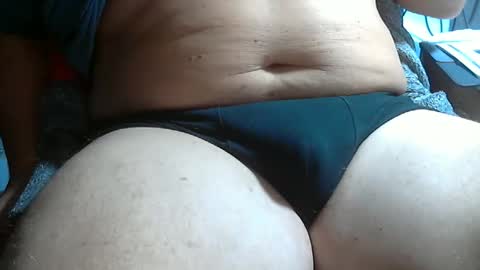 Snapshot of wolfoerl chatting on 10-12-25, 12:37 wolfoerl online show from 10-12-25, 12:37