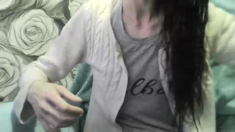 Snapshot of wolfxsnow chatting on 03-26-26, 04:56 wolfxsnow online show from 03-26-26, 04:56