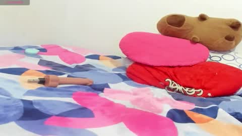 Snapshot of woman_rosse chatting on 09-12-25, 03:06 woman_rosse online show from 09-12-25, 03:06