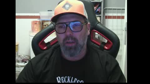 Snapshot of womenizzeer chatting on 01-06-26, 11:51 Adam online show from 01-06-26, 11:51