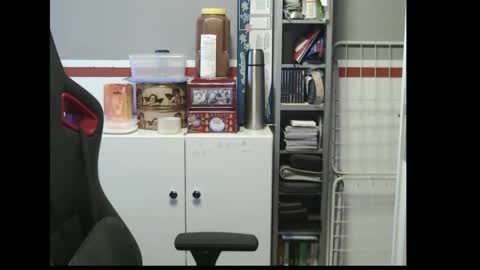 Snapshot of womenizzeer chatting on 01-07-26, 03:03 Adam online show from 01-07-26, 03:03