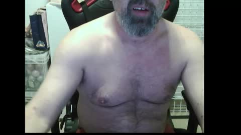 Snapshot of womenizzeer chatting on 01-11-26, 12:48 Adam online show from 01-11-26, 12:48