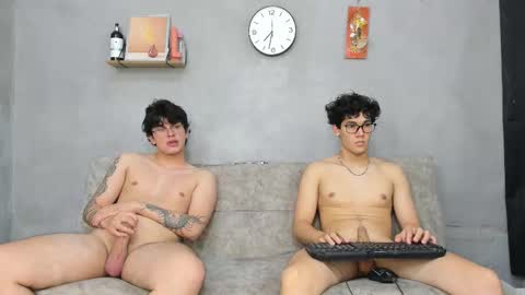 Brayan 8 - Blerth 3 - Alejandro  online show from 11-24-25, 12:32